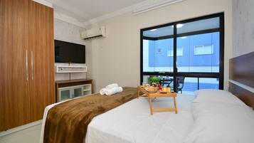 Apartamento | Cortinas blackout, Wi-Fi de cortesia