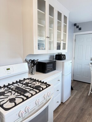 Microwave, oven, stovetop