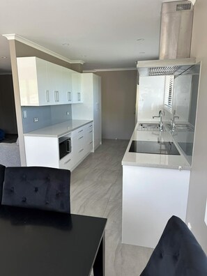 Private kitchen - Waipu quiet/rural house only 3 kms to Waipu town (Waipu)