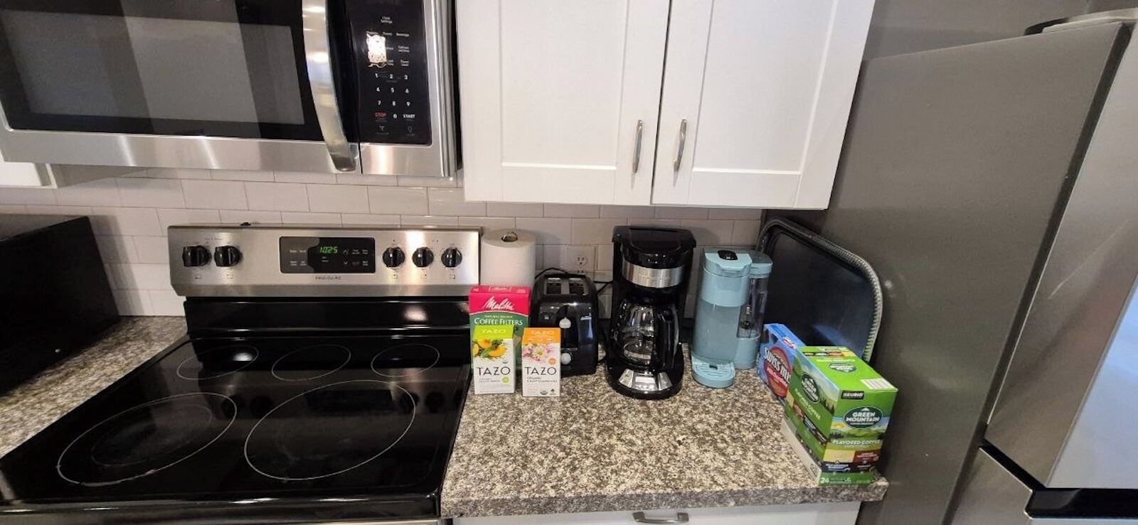 Micro-ondes, four, plaque de cuisson, lave-vaisselle