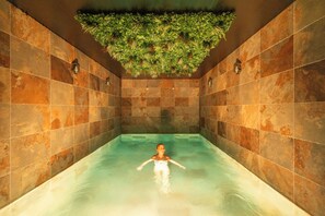 Luxury Suite, Private Pool | Private pool - Intense (Manage)