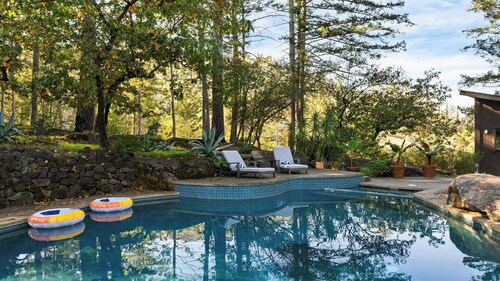 10-acre Wellness Retreat, Pool, Sauna, Ceremony Tent Fable Sonoma by Avantstay