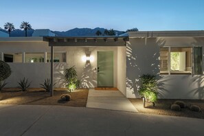 Exterior - New Kitchen, Bathrooms, Furniture, Floors, Grill In Midcentury Modern Pool Home (Palm Springs)