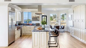 Interior - Hilltop Estate w/ Tennis Court, Pool, Sauna, Game Room, Theater, Panoramic Views Via de Oro Estate by Avantstay (Temecula)
