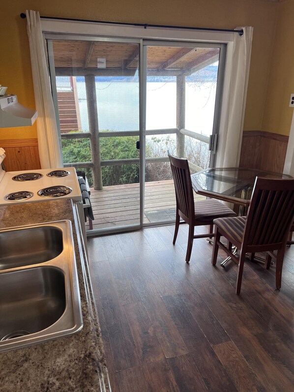 Interior - Cabin 1 Bedroom - Room 7 - A non - smoking room with a full sized bed. (Silver Lake)