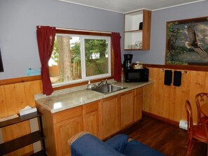 Interior - Cabin 2 Bedrooms - Room 8 - A non - smoking room with two queen sized beds. (Silver Lake)