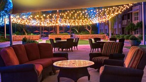 Outdoor dining - Phoenix 1BR Villa at Marriott’s Canyon Villas – Full Kitchen, Balcony & Resort P (Phoenix)