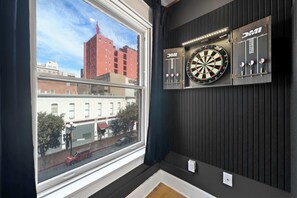 Games room - Party in Gaslamp! Chic 2br, Sleeps 6, Best Area! (San Diego)