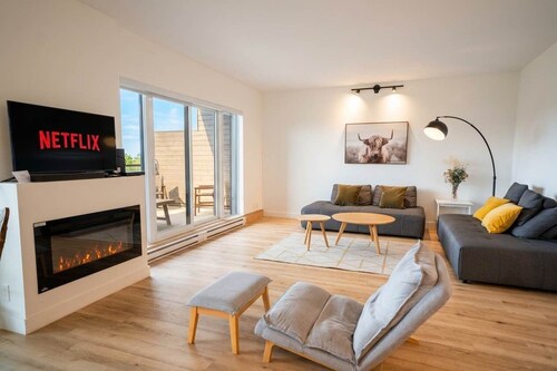 107 | Chic Condo | Stunning View & Quiet