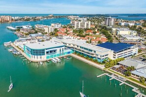 Marina - Clearwater Beach Condo with Stunning Views (Clearwater)