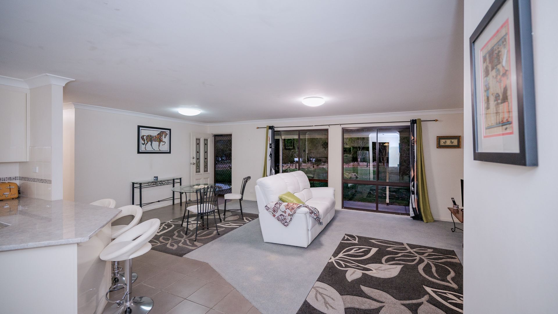 TV connectée, cheminée