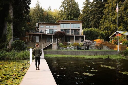 Stillwater Lakehouse -  Waterfront on Lake Samish, Bellingham WA