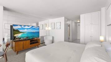 Iron/ironing board, WiFi, bed sheets