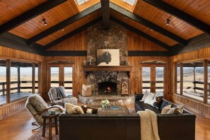 Interior - The Lodge at Four Peaks Ranch (Gallatin County)