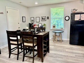 تناول الطعام