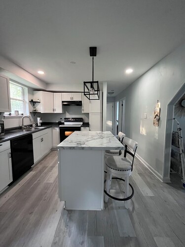 Charming 3-bedroom house in Clarksville, near ft Campbell, APSU & Casino