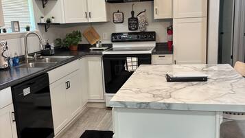 微波爐、焗爐、爐具、洗碗機