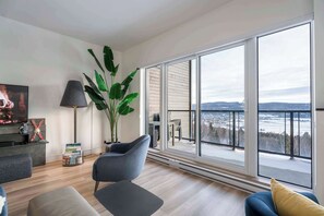 Televisio, työhuone