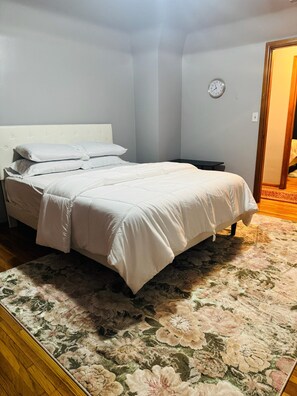 3 sovrum, skrivbord, strykjärn/strykbräda och wi-fi