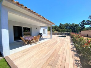 Outdoor dining - Villa Oliu Di Santa Lucia (Conca)
