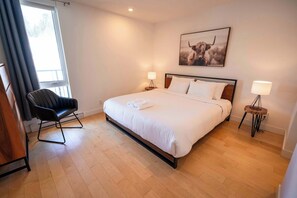 3 soverom, skrivebord, strykejern/-brett og wi-fi