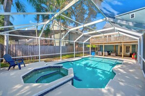 Beheizter Pool