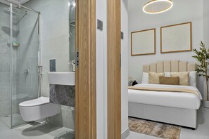 Deluxe Apartment, Balcony, City View | Bathroom - Radiant Boulevard by DVH Luxe Retreats (Abu Dhabi)