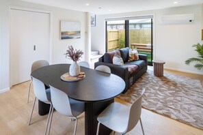 Interior - Modern Family-Friendly Home Near St Albans Park (Christchurch)
