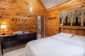 2 bedrooms, WiFi, bed sheets - Springwood Cottage Resort - Cottage 5 (Arden)