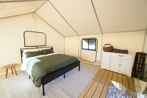 Room - Peaceful Mountain Tent Escape at Harrison Ranch (Pauma Valley)