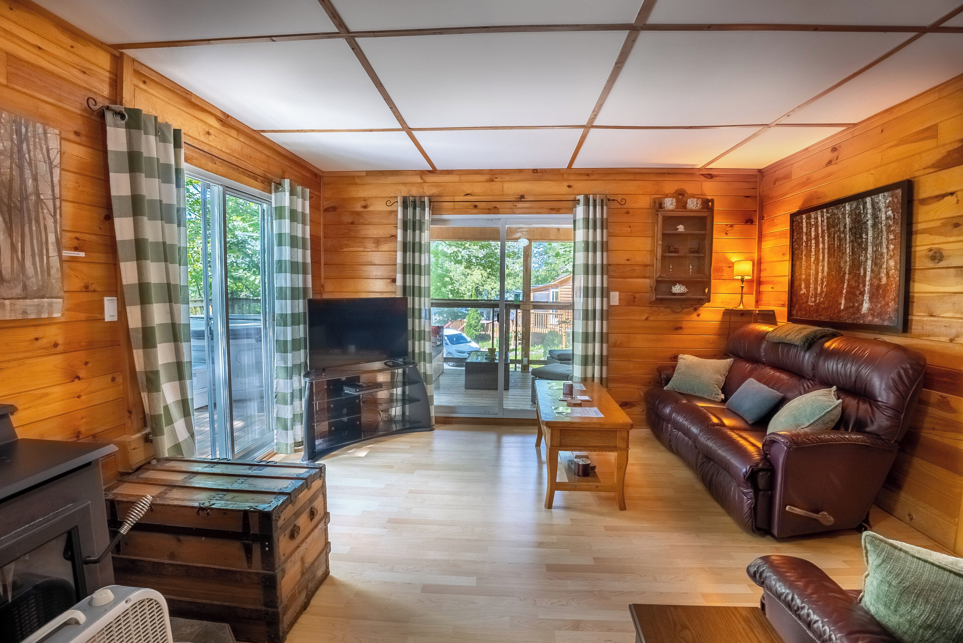 Televisie en een open haard