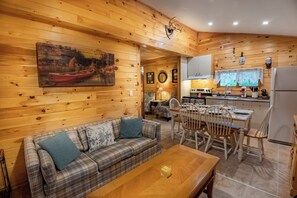 Fernseher, Kamin
