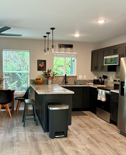 Brand New, Luxury Volcano Hideaway, Minutes from National Park