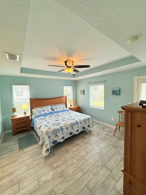 3 bedrooms, free WiFi, bed sheets - Butler Cottage - Heated Pool - Walking distance to the beach (St. Augustine)