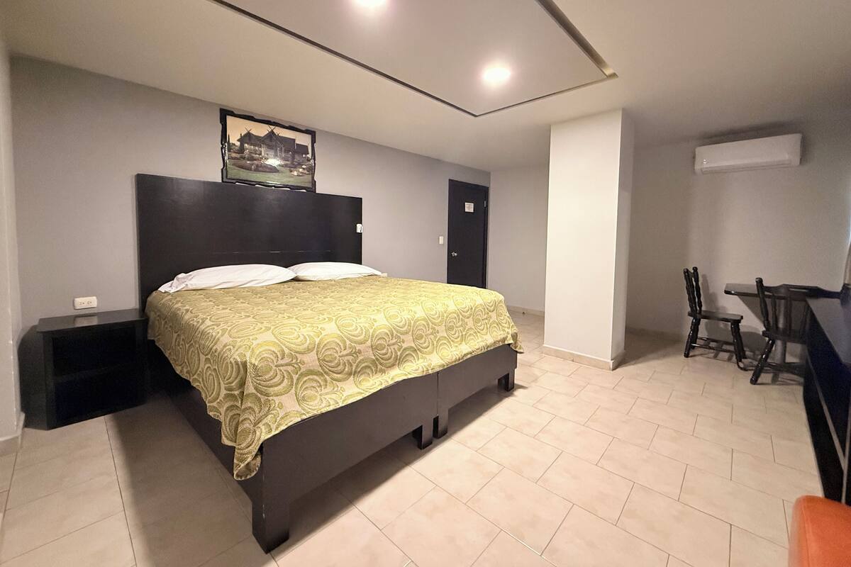 Wifi gratis y acceso para silla de ruedas