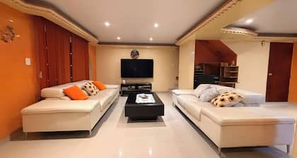 BEAUTIFUL HOUSE 10 MINUTES FROM MEXICO CITY AIRPORT