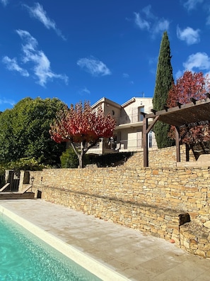 Alberca al aire libre