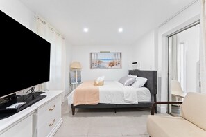 Iron/ironing board, WiFi, bed sheets - Steps to Sand! - Wellness Escape - Coastal Retreat (Fort Lauderdale)