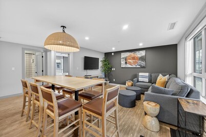 Downtown Suite | Kitchen + Near Mountain Resort