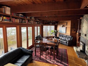 Télévision, cheminée