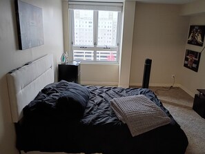 مكواة/لوح كي وواي فاي وملاءات أسرّة