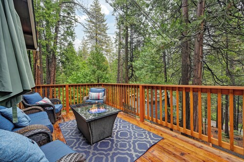 Arnold Forest Cabin • Hot Tub, Sauna & Game Room