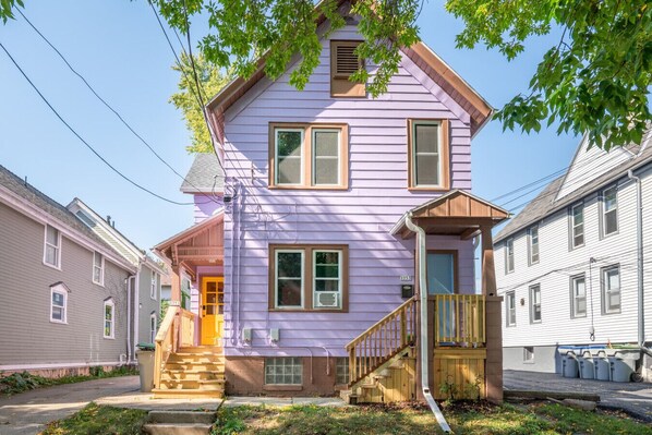 Exterior - Lake Effect Club | The Hoan (Milwaukee)