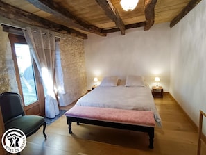 3 makuuhuonetta, ilmainen Wi-Fi