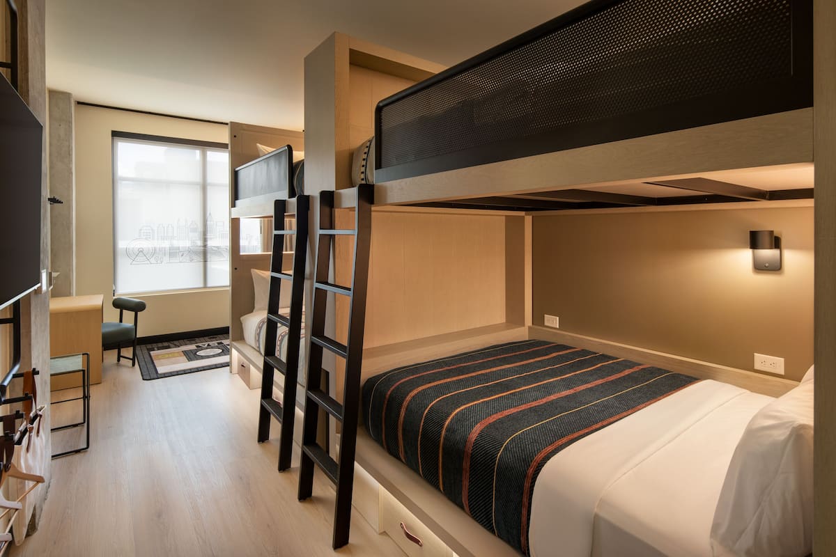 Room, 2 Queen/2 Full-Bunkbeds | In-room safe, iron/ironing board, free WiFi, bed sheets
