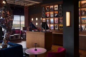 2 bar/lounge, bar panoramico