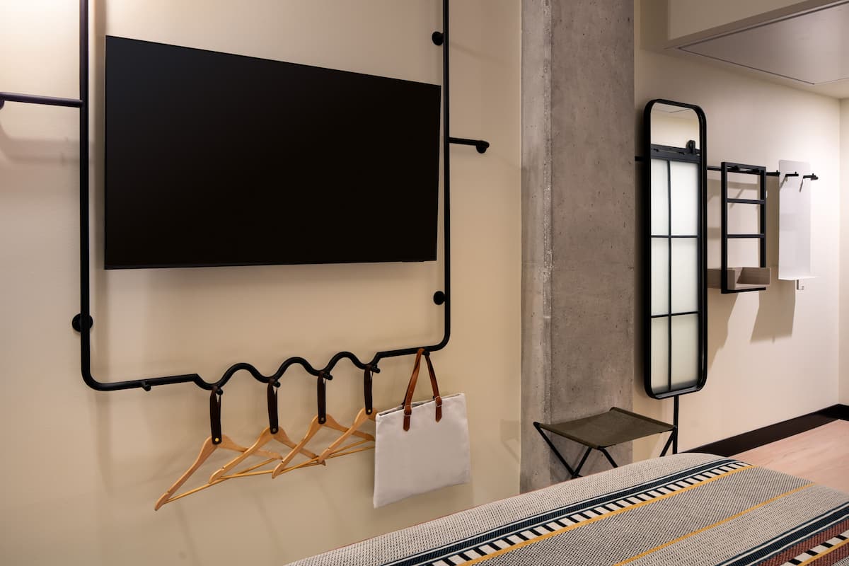 In-room safe, iron/ironing board, free WiFi, bed sheets