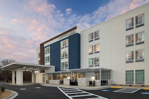 Exterior - Springhill Suites By Marriott Atlanta Covington (Covington)