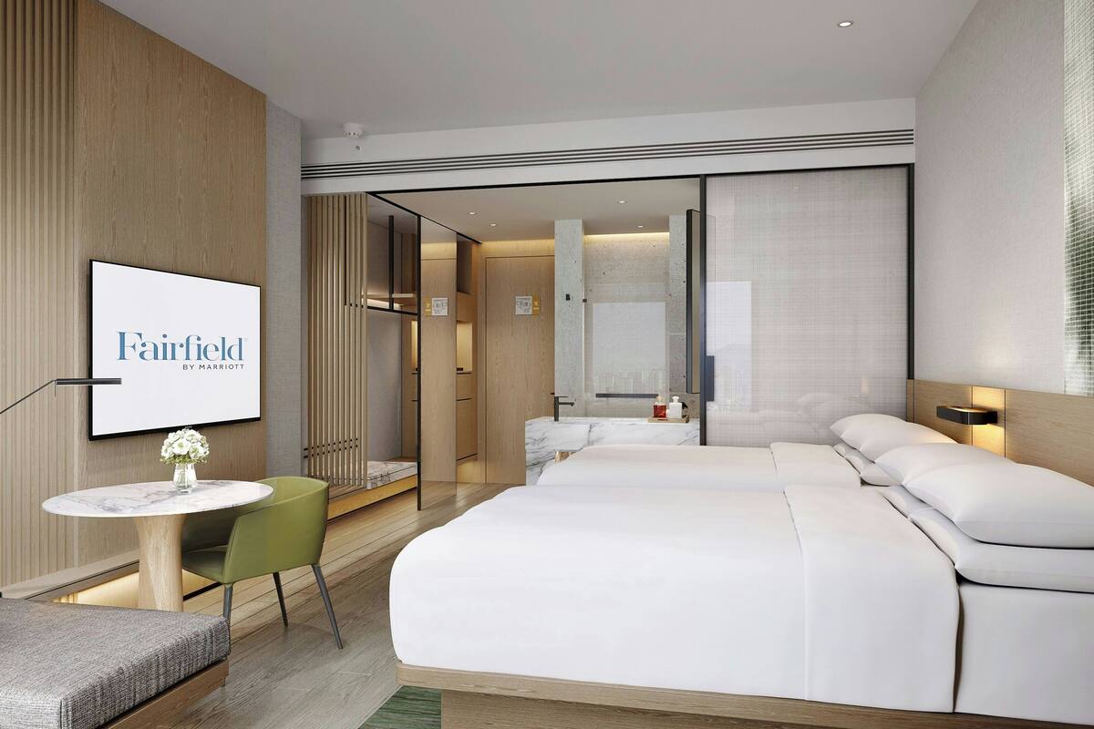 Down comforters, minibar, in-room safe, individually furnished