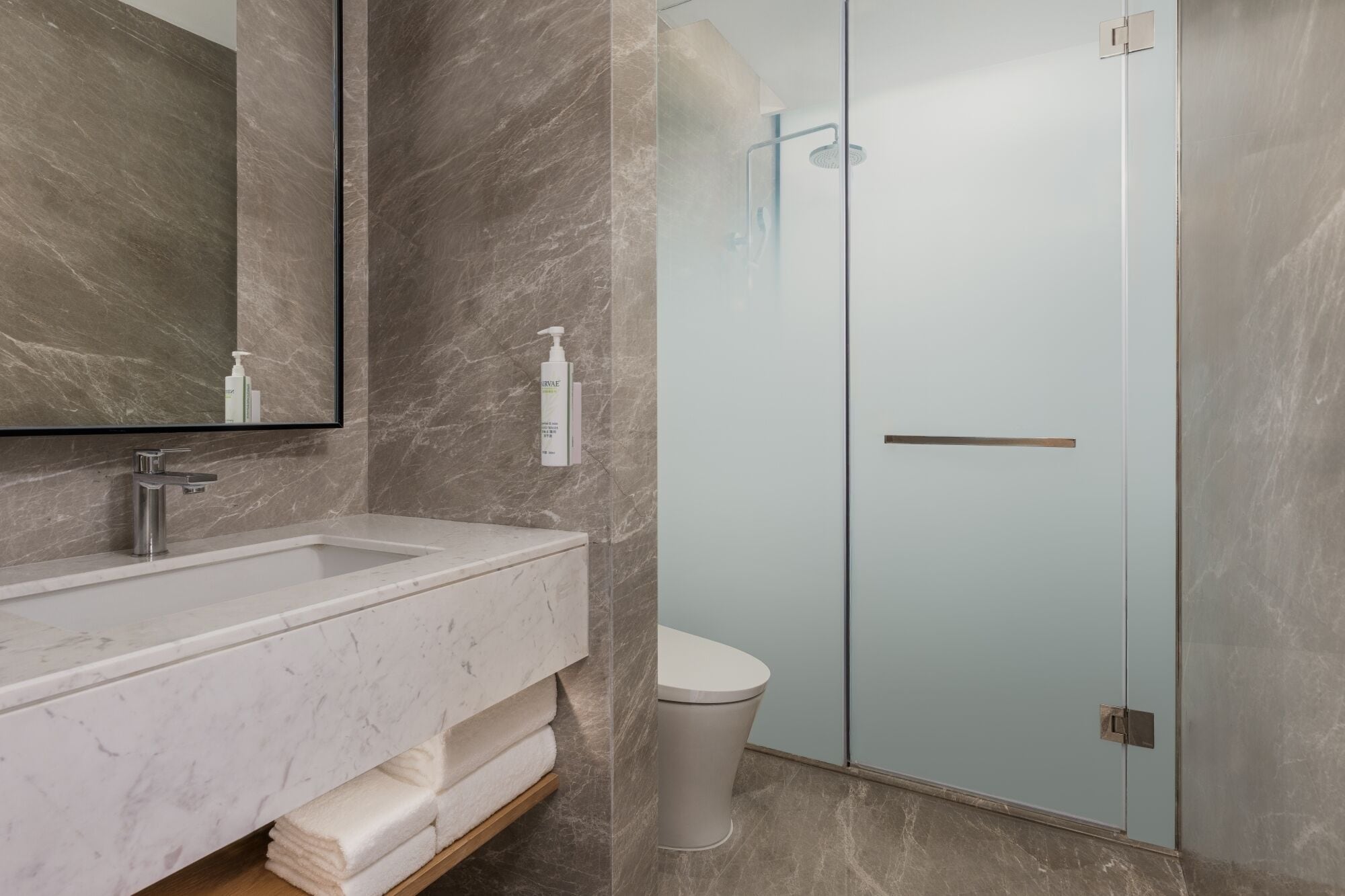 尊荣客房, 2 张单人床, 城市景观 | 羽绒被、迷你吧、客房内保险箱、特色家居